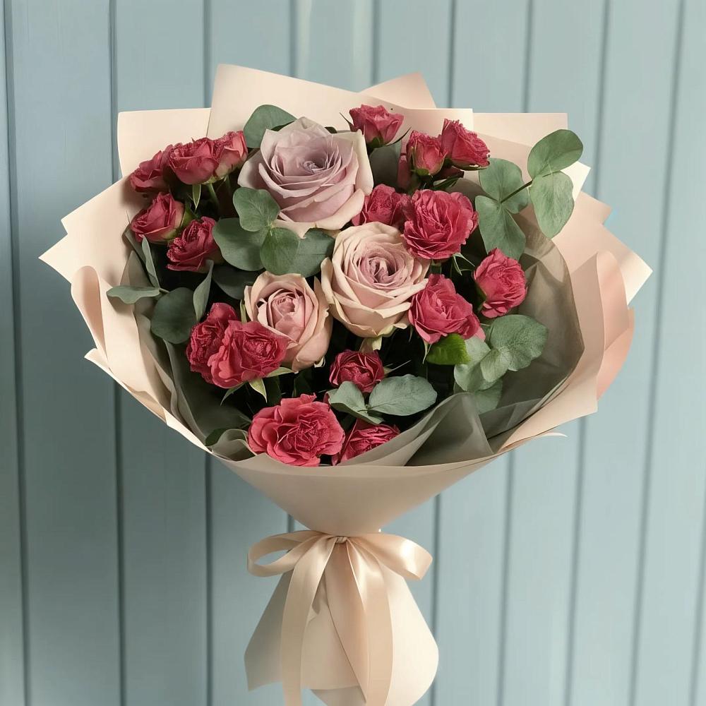 Букет цветов из: Гвоздики и Розы в Укромном