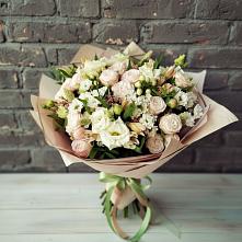 Букет цветов из:  Альстромерии, Розы и Хризантемы в Укромном