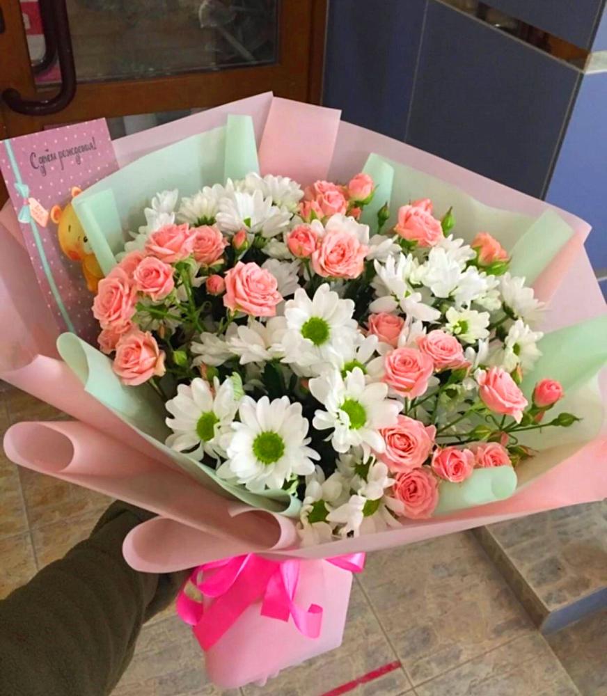 Букет цветов из: Розы и Хризантемы в Укромном