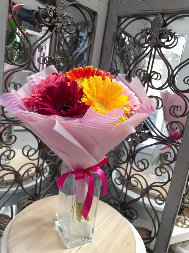 Букет цветов из: Герберы в Укромном