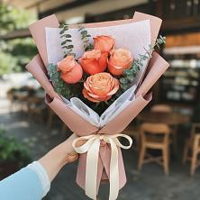 Букет цветов из:  Розы в Укромном