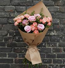 Букет цветов из:  Розы #REPLACE_PRED# Укромном