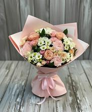 Букет цветов из:  Гвоздики, Розы и Хризантемы #REPLACE_PRED# Укромном