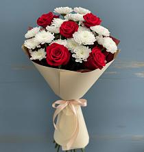 Букет цветов из:  Розы и Хризантемы в Укромном