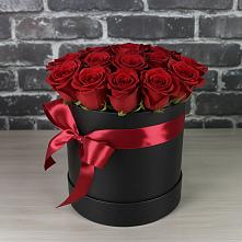 Цветочная композиция из Розы в шляпной коробке в Укромном