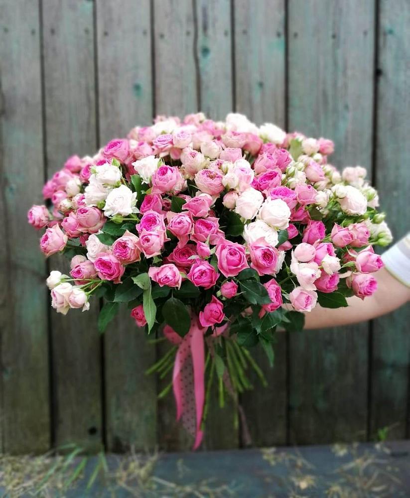 Букет Розовые кустовые розы Натали и Лав Лидия в Укромном