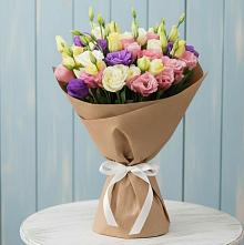 Букет цветов из:  Лизиантусы в Укромном