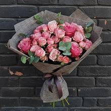 Букет цветов из:  Розы в Укромном